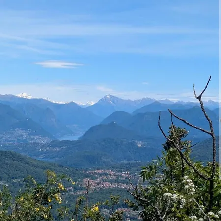 Maggiore Italy - Rentugoo Travel Canonica (Lombardy)